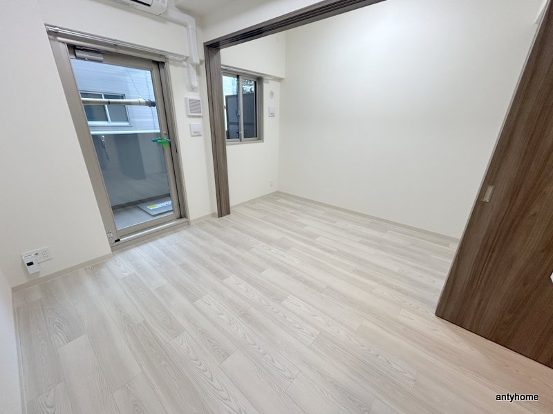 エステムコート新大阪XVIパルス　仲介手数料無料の洋室