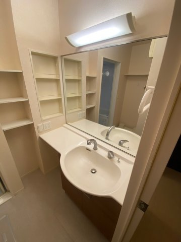 【独立洗面台】