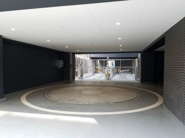 ハイズクレセール清澄白河の駐車場