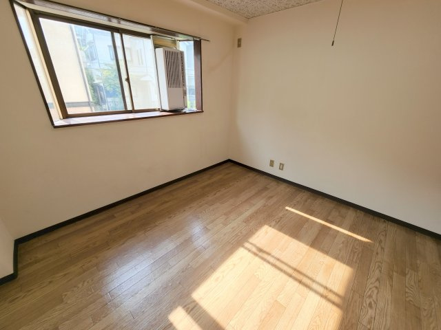 生駒ビルの内装