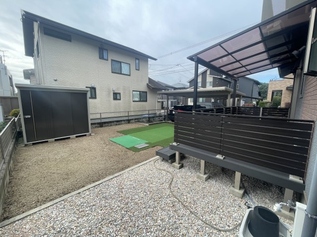 花園台町戸建ての庭