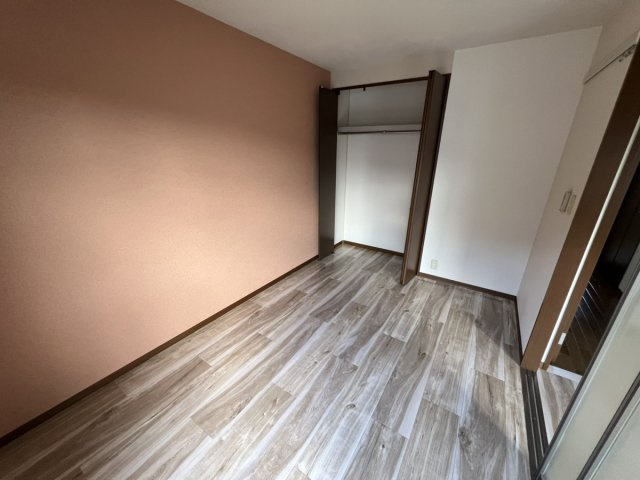 メゾン・ソレイユA・Bの洋室