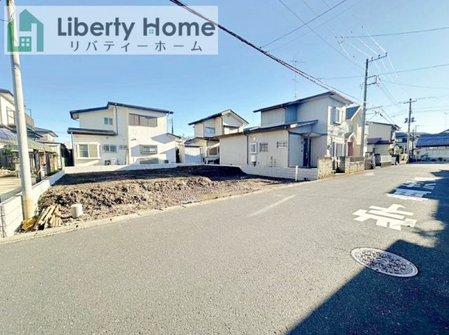 阿見町荒川本郷　新築戸建の前面道路含む現地写真