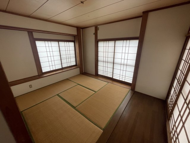 南区銭塘町2731-2の和室