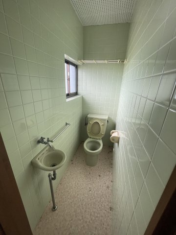 南区銭塘町2731-2のトイレ