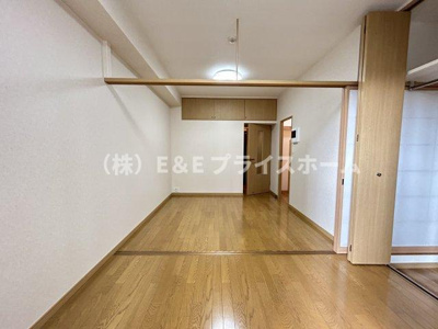 【居間・リビング】 | HPには初期費用掲載！「プライスホーム」で検索！エステートモア平尾倶楽部