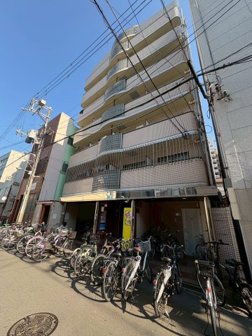 大阪市西区本田４丁目の賃貸マンションの外観