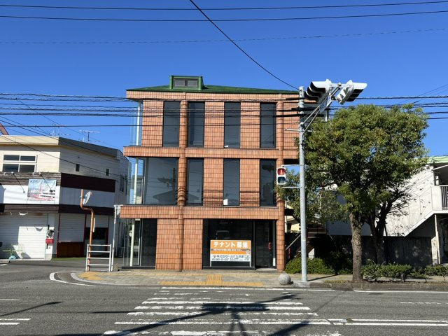 松江町テナントの外観