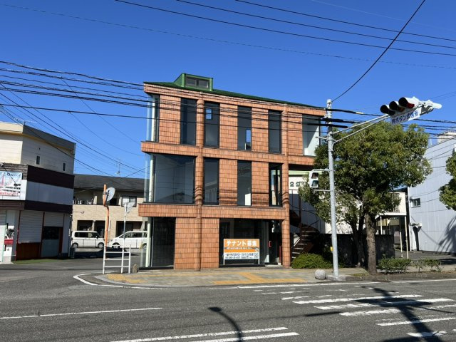 松江町テナントの外観