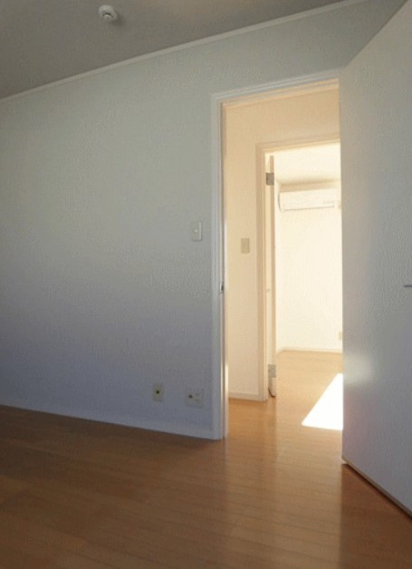 テラスハウスの居間・リビング