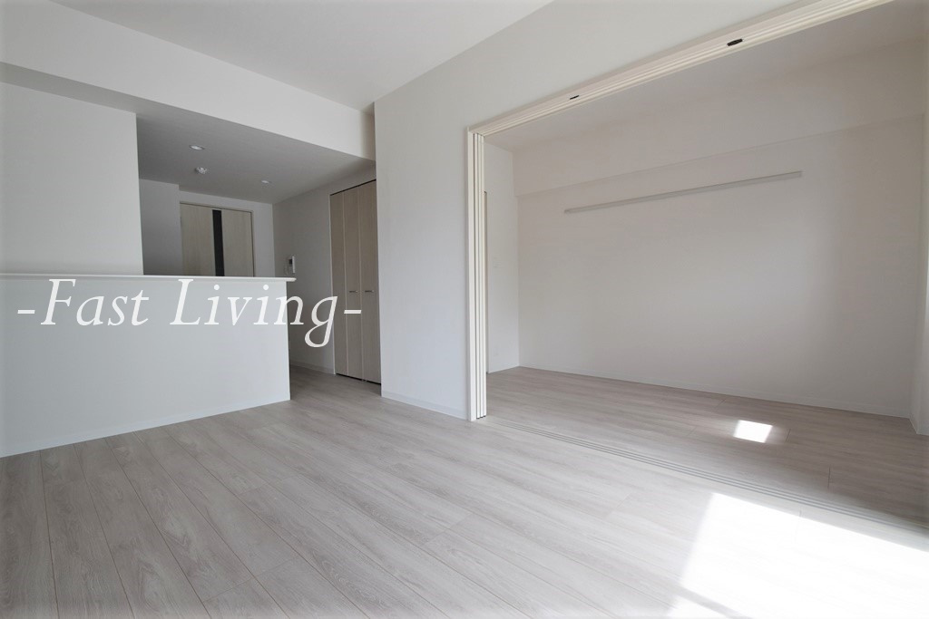 テ　レジャンデール護国寺WESTの居間・リビング