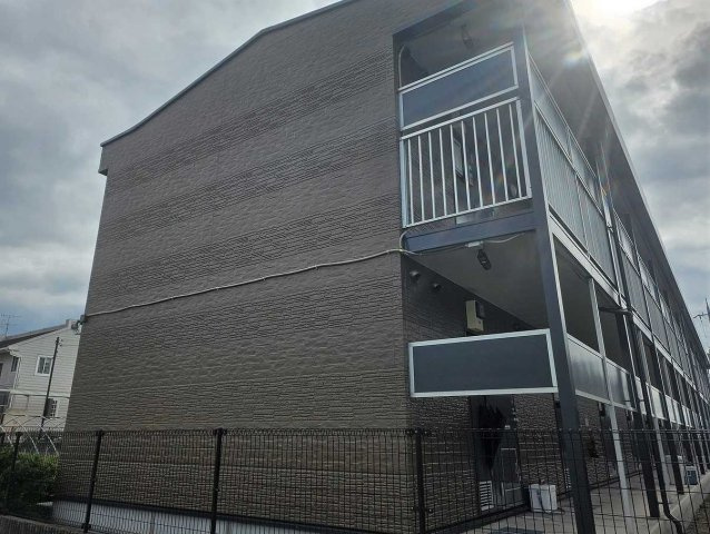 レオパレスグッドウエストの外観