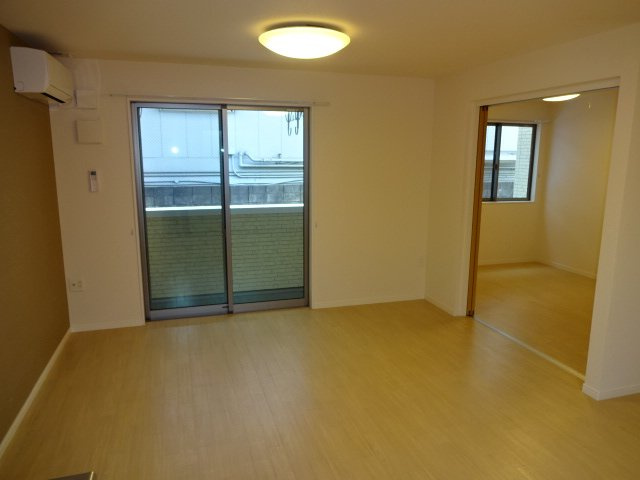 クラブハウスの居間・リビング|リビング