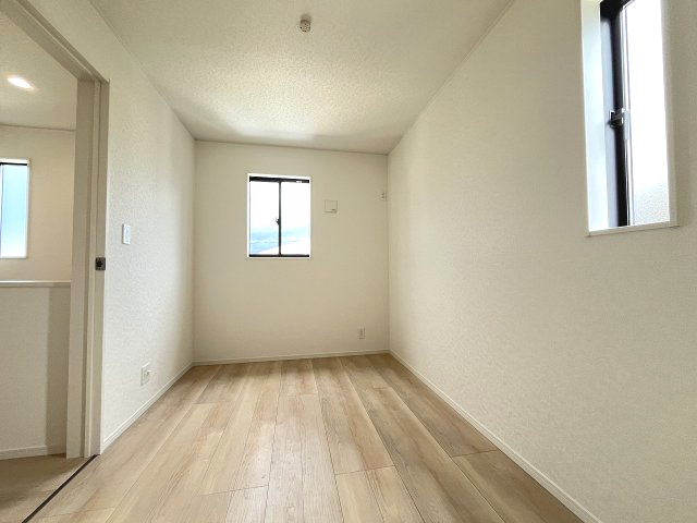 【子供部屋】 | 糟屋郡志免町東公園台1丁目第1　2号棟（全3棟）【仲介手数料無料・0円】 | 施工例。施工例は完成時と異なる場合があります。