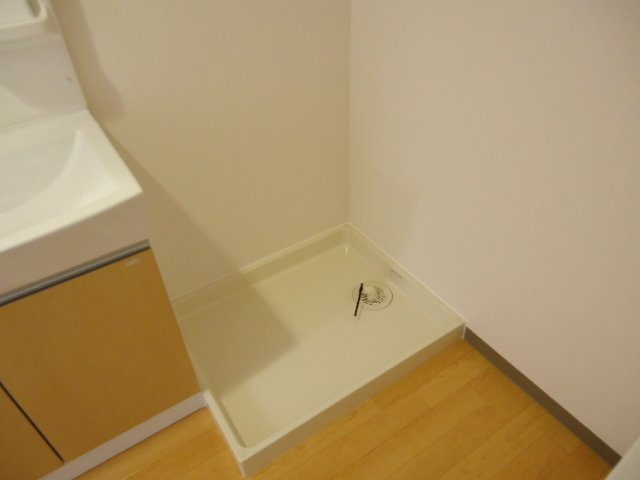 ヴァンベールのその他|洗濯機置場