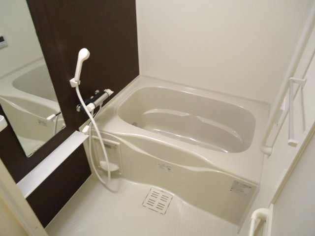 ヴァンベールの浴室|バス