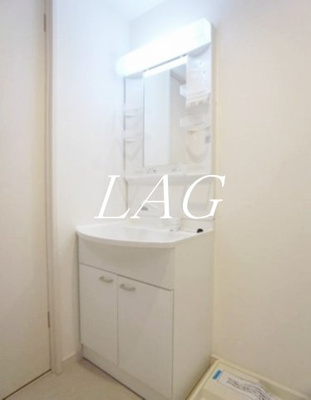 【洗面所】 | リブリ・ウィスタリアⅡ | 洗面台です。