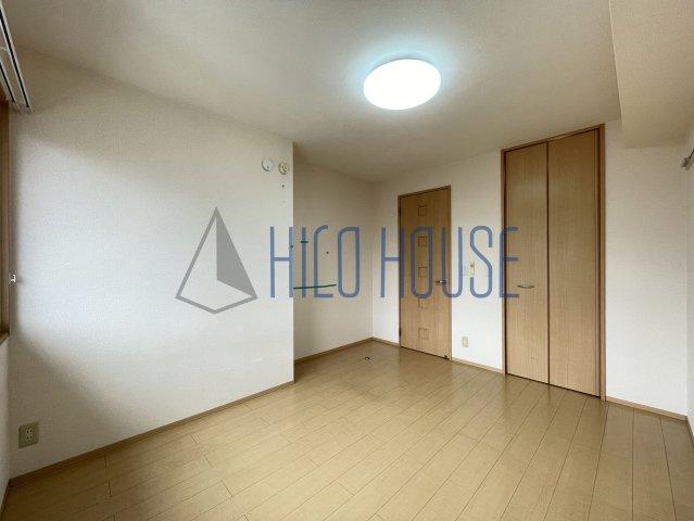 サンクス羽折の寝室