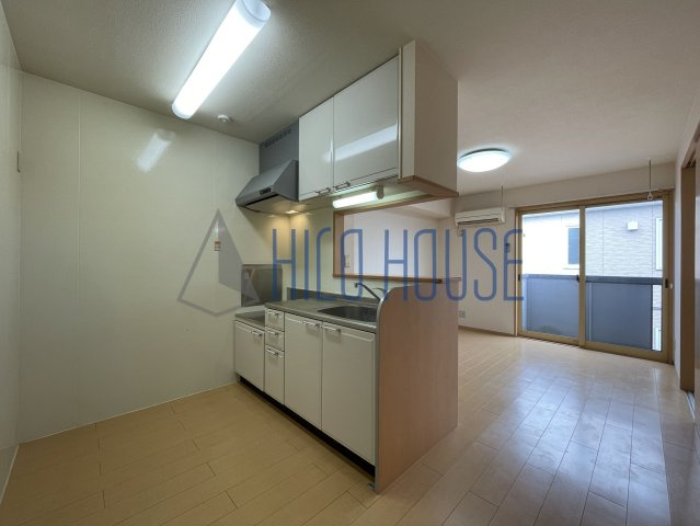 サンクス羽折の居間・リビング