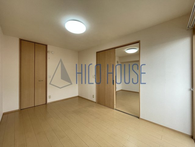 サンクス羽折の寝室