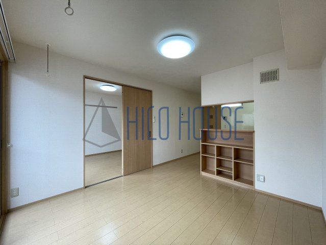 サンクス羽折の居間・リビング