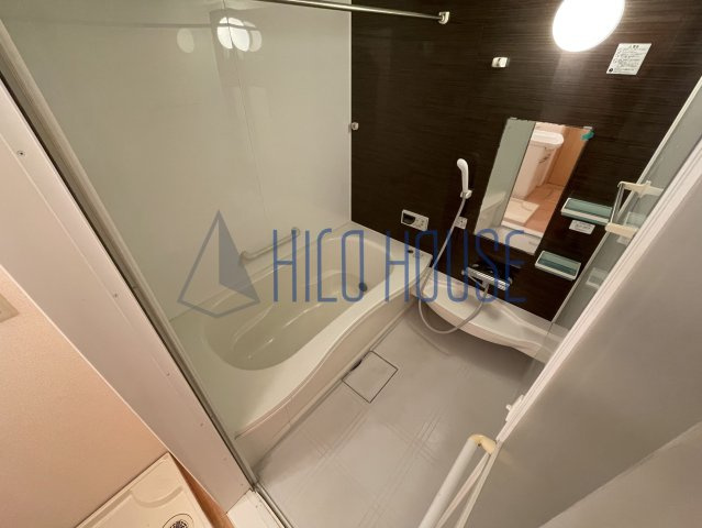 サンクス羽折の浴室