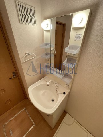 サンクス羽折の洗面所