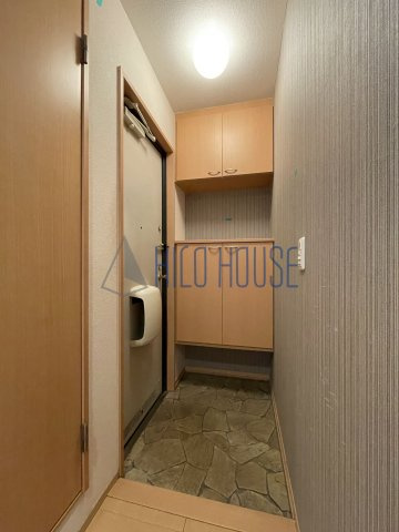 サンクス羽折の玄関