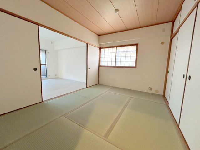 マインズ・コム神崎川の和室