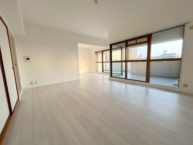 マインズ・コム神崎川の居間・リビング