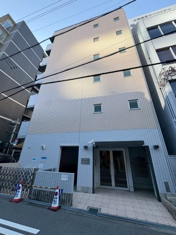 大阪市西区靱本町１丁目の賃貸マンションの外観