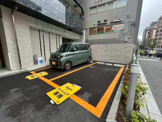 エスリードレジデンス大阪谷町ザ・マークスの駐車場