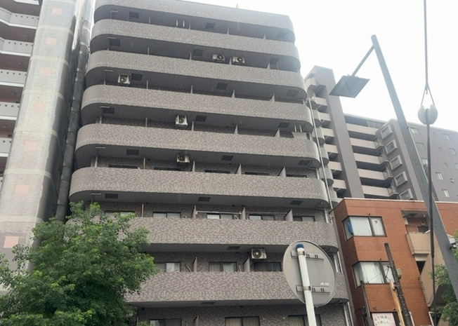 【外観】 | ライオンズマンション相模原第７ | ＳＲＣ造は強度や耐震性の面でもRC造と比べて優れています。そのため、10階建以上の高層または超高層マンションなどの建築にも多く採用されています。柱や梁などのサイズが小さくても高い耐震性を確保できます。