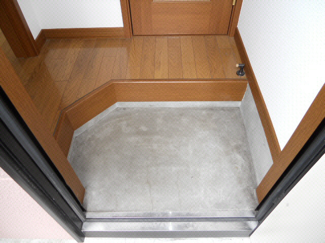 丸松マンションＣの玄関