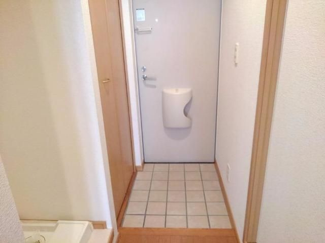 リーヴ・ルピナスの玄関