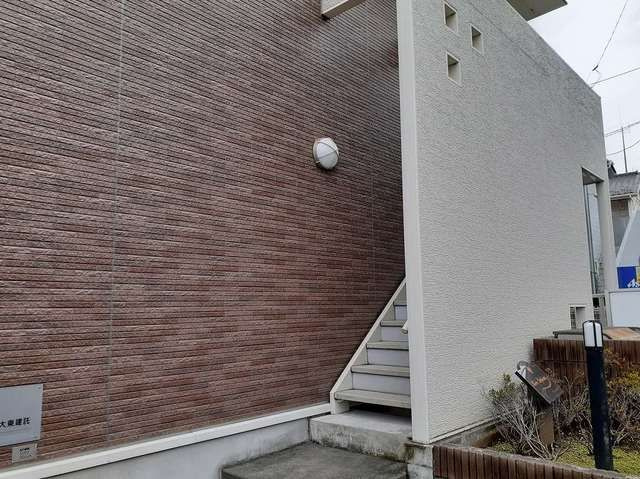 リーヴ・ルピナスの周辺