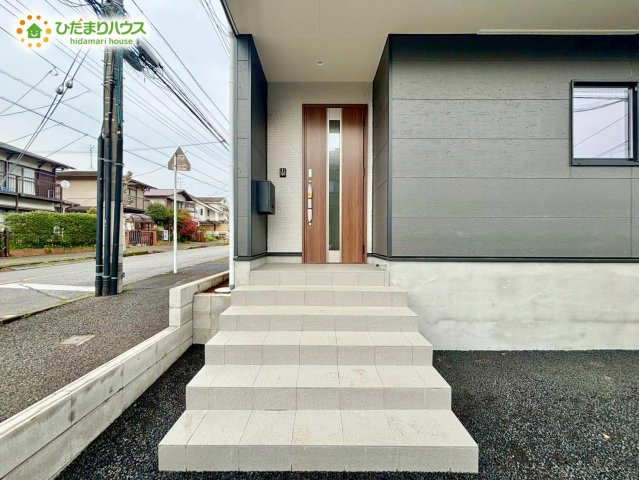 野田市岩名第9　新築戸建　1号棟の玄関|是非一度、ご家族そろってご内覧ください♪