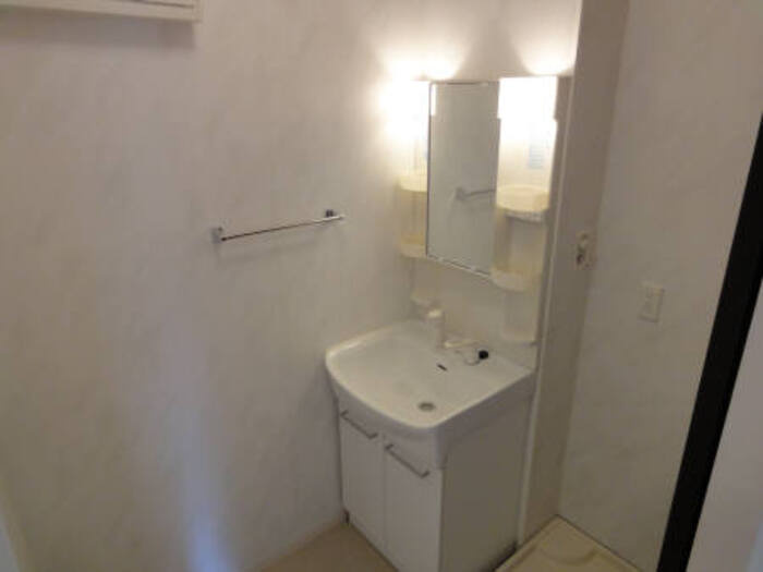 ボヌール Eの洗面所