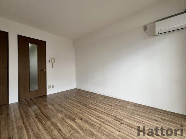 シャルム橋本Ⅲの居間・リビング