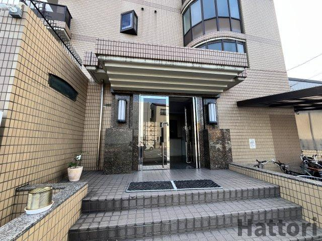 シャルム橋本Ⅲのエントランス