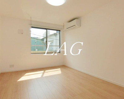 【居間・リビング】 | グラン西新井 | 洋室です。