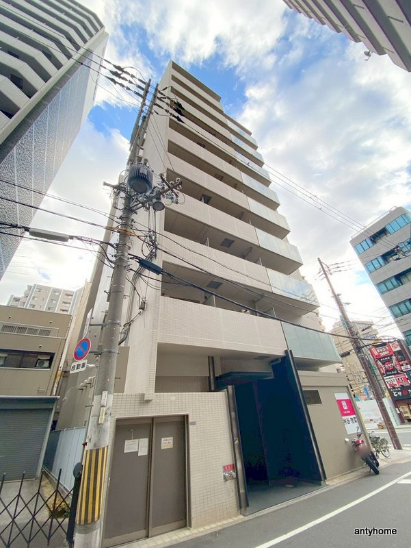 W.O.B HONMACHI-WEST　仲介手数料無料の外観