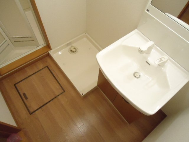 サンパステルの独立洗面台|※同タイプの部屋写真です