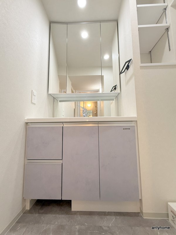 アーバネックス堺筋本町　仲介手数料無料の洗面所