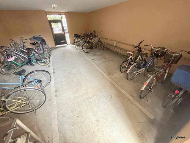 フルーブ・シャトー　仲介手数料無料の駐車場