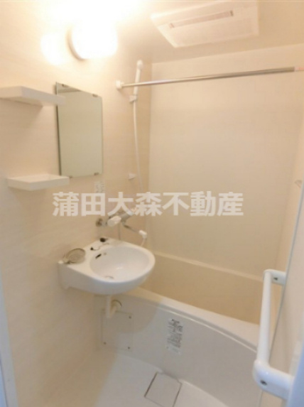 OJ HILLS FIRSTの浴室|浴室乾燥機付きのバスルーム　お風呂