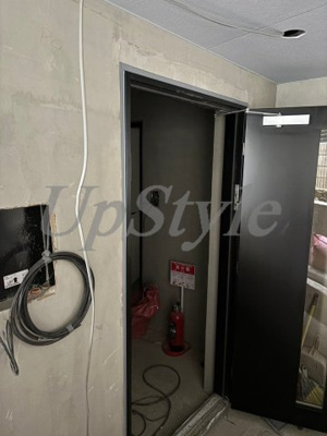 【エントランス】 | エムアイ6