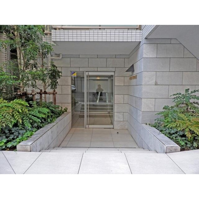 【エントランス】 | アザレアテラス