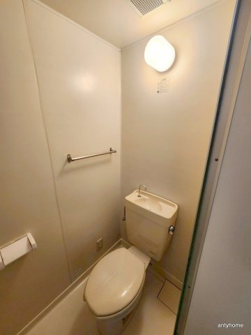 エレガンス5　仲介手数料無料のトイレ