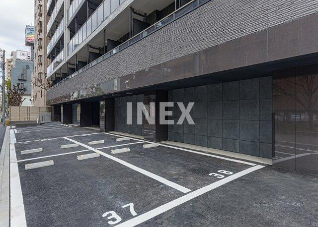 横浜市南区永楽町２丁目の賃貸マンションの駐車場